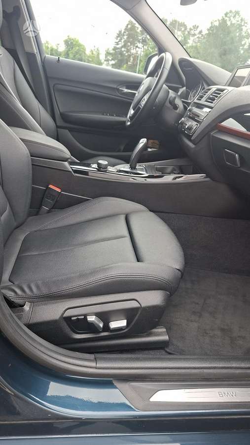 BMW 118, 2.0 l., hatchback