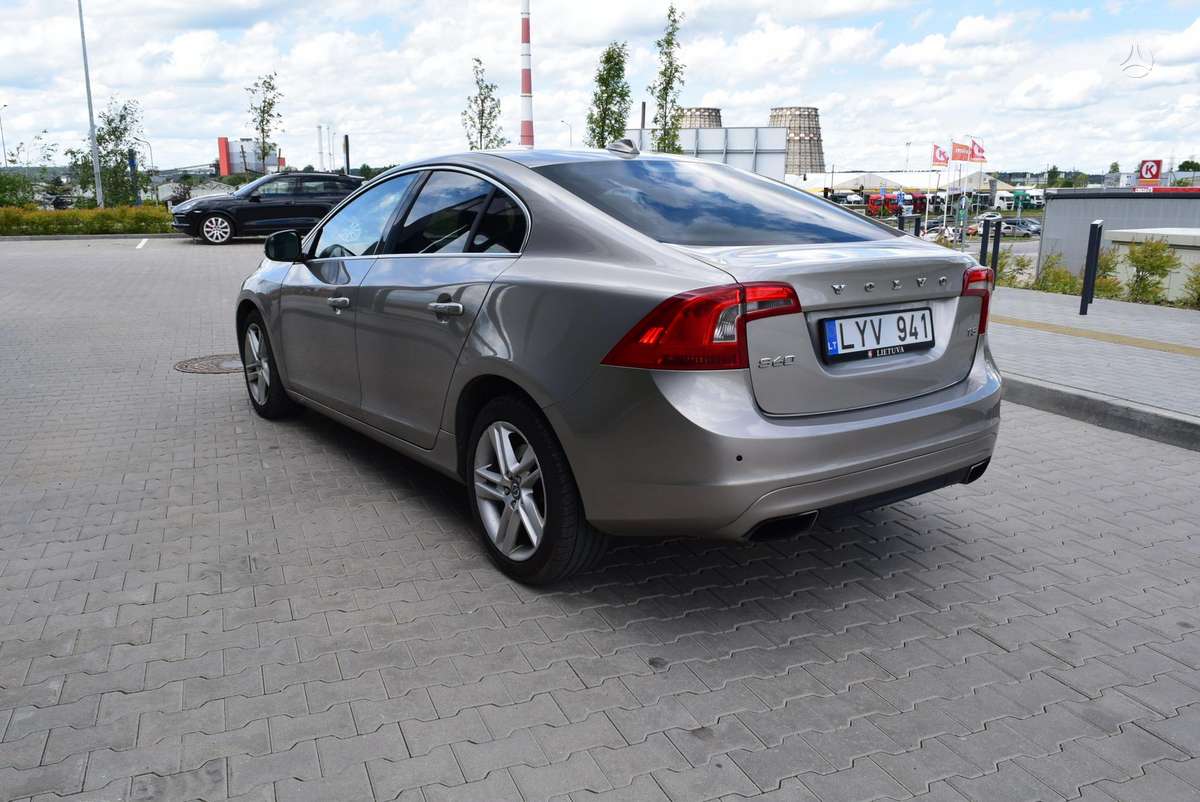 Volvo S60 - 5