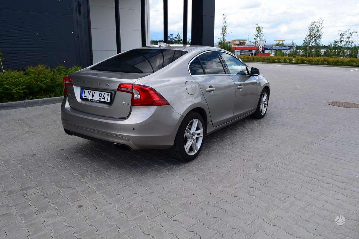 Volvo S60 - 7