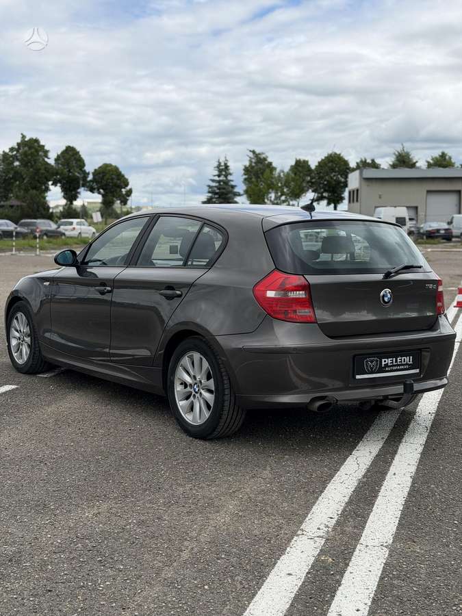 BMW 118, 2.0 l., hatchback