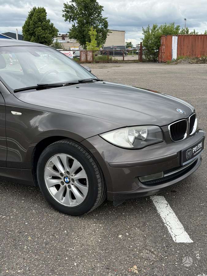 BMW 118, 2.0 l., Хэтчбек