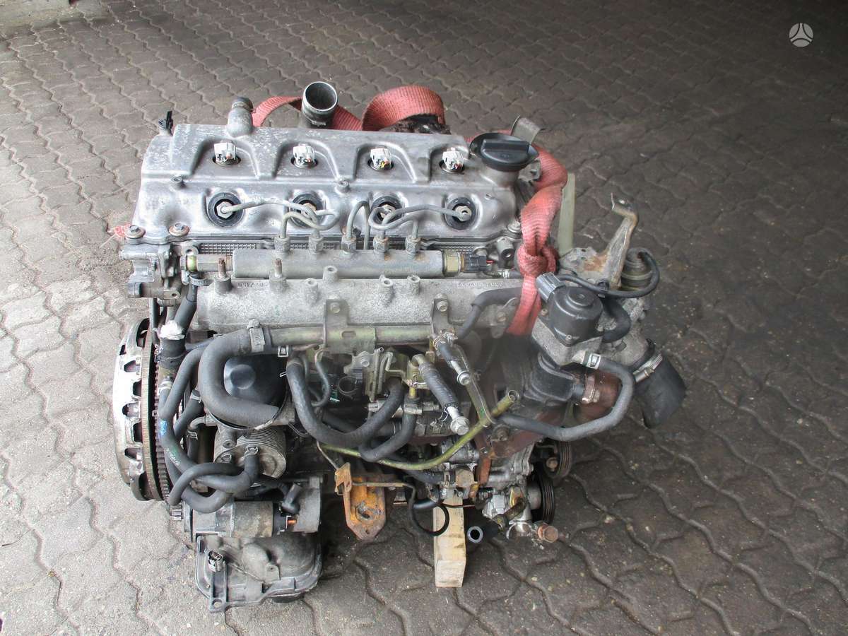 Nissan Pathfinder Variklis 2 5d yd25
