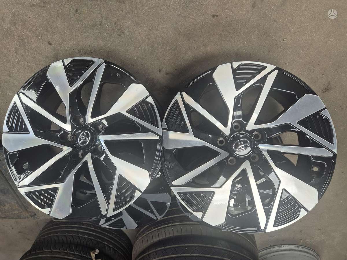 Toyota, lengvojo lydinio, R17