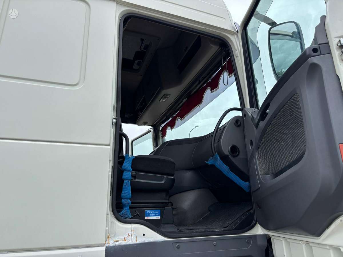 DAF XF460, double sleeper