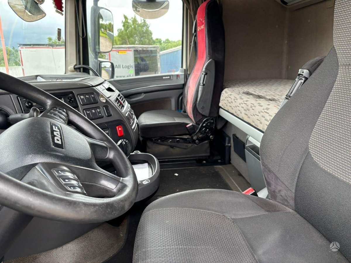 DAF XF460, double sleeper
