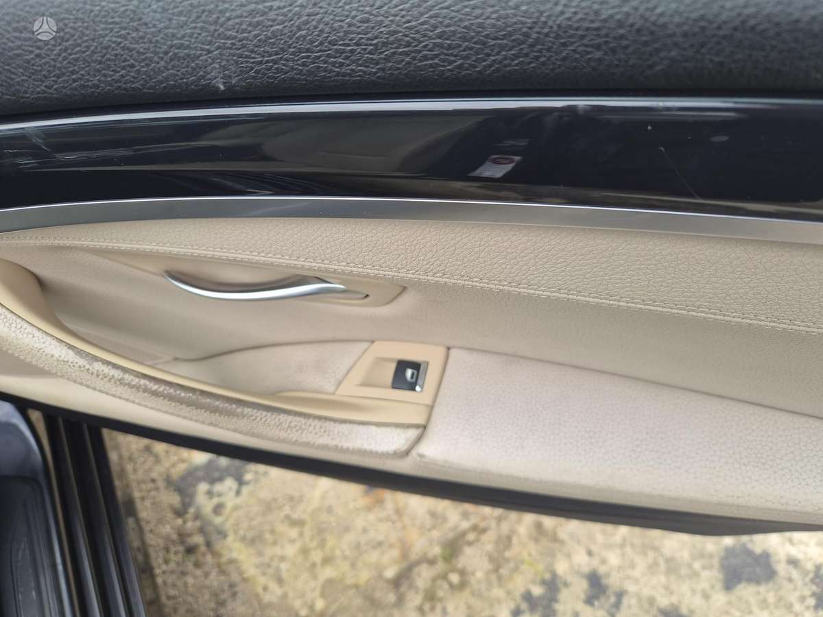 BMW 520, 2.0 l., wagon