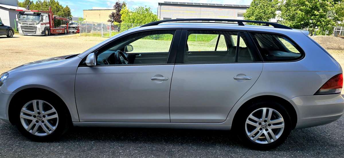 Volkswagen Golf, 1.6 l., Универсал