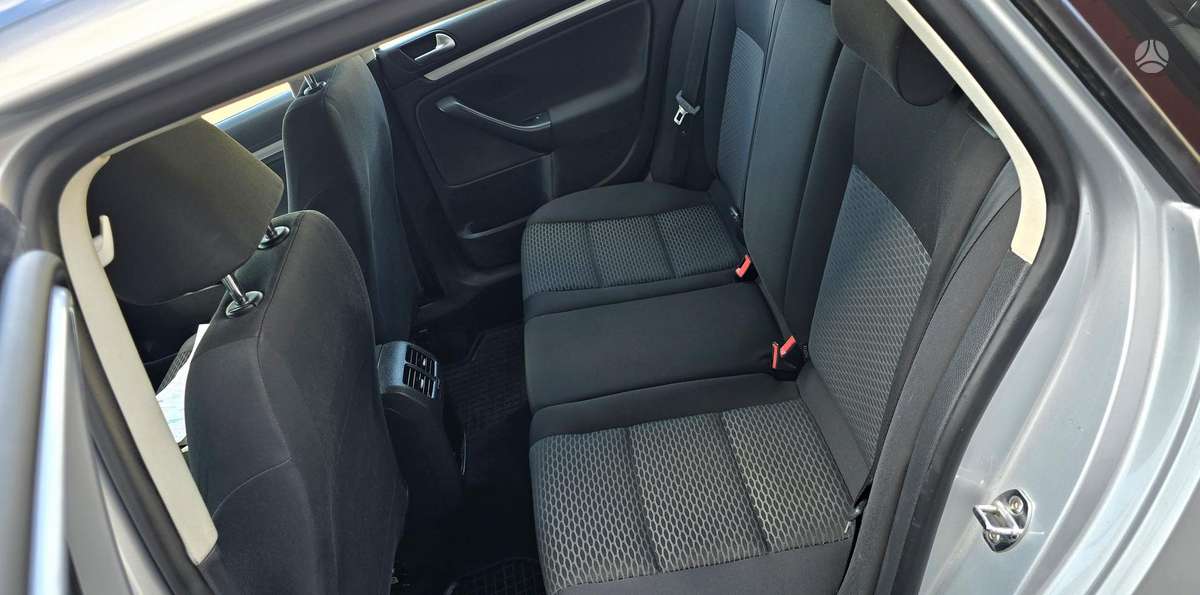 Volkswagen Golf, 1.6 l., Универсал