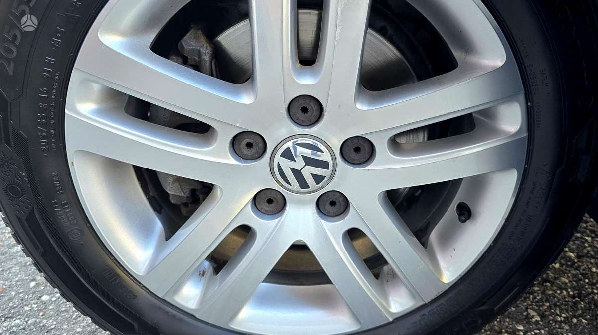 Volkswagen Golf, 1.6 l., Универсал