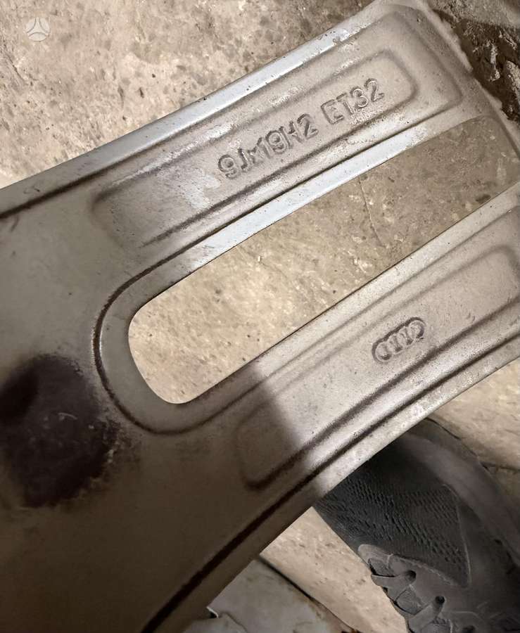 Audi, light alloy, R19