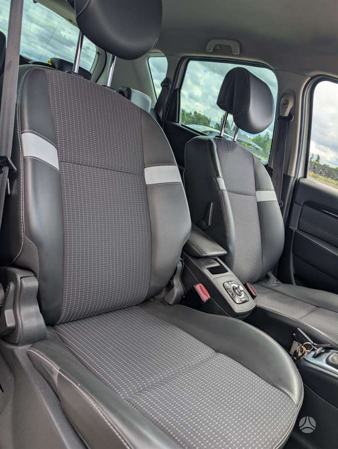 Renault Scenic, 1.5 l., hatchback