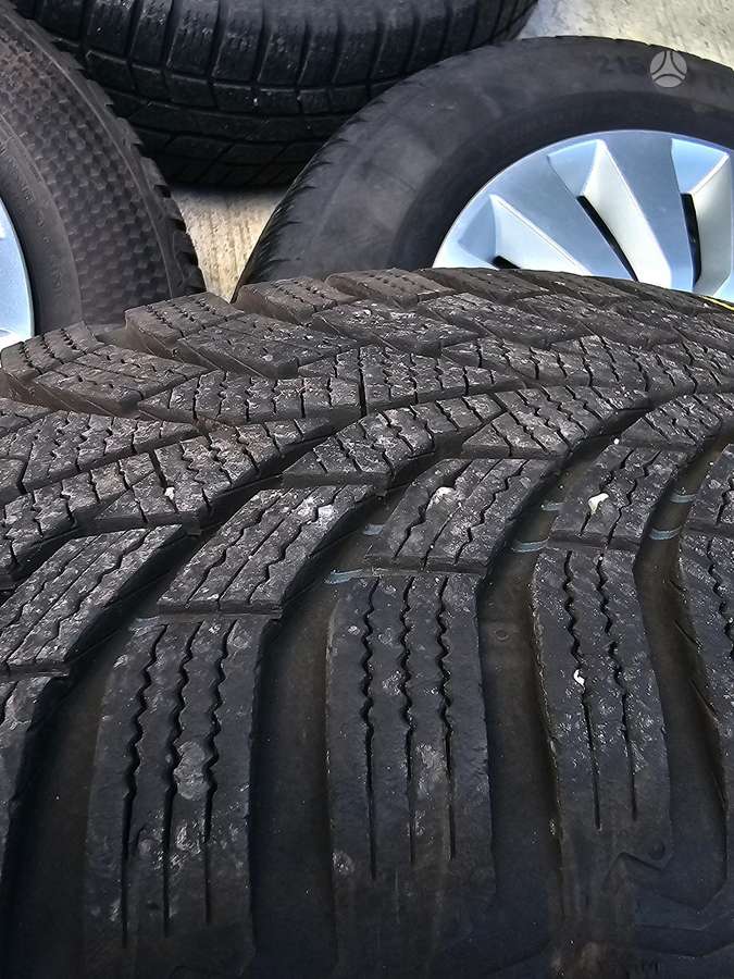 Skoda, tērauda apzīmogoti, R16