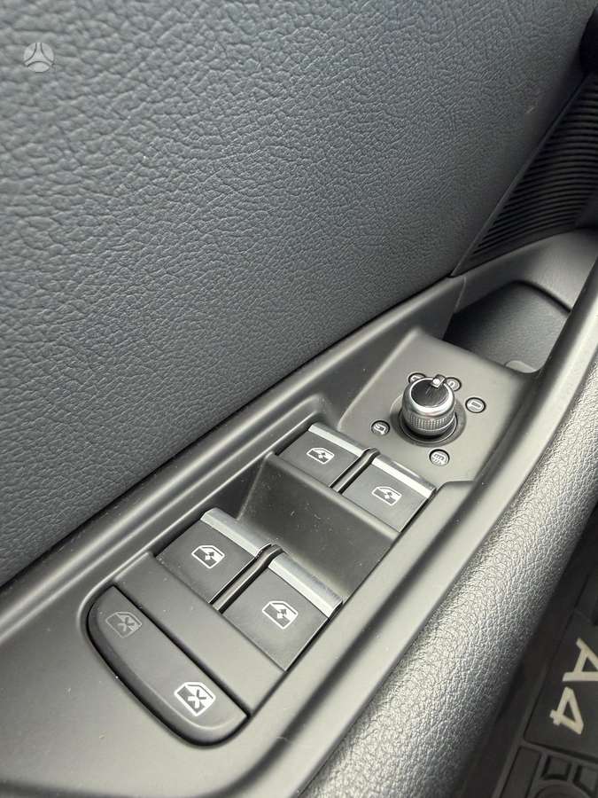 Audi A4, 2.0 l., Седан