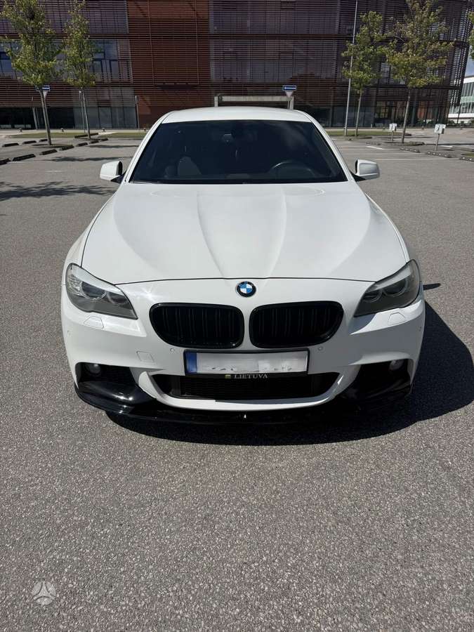 BMW 520, 2.0 l., Седан