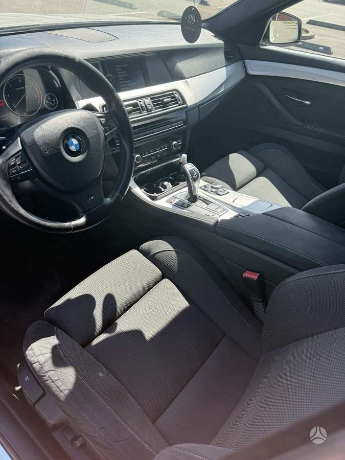 BMW 520, 2.0 l., sedanas