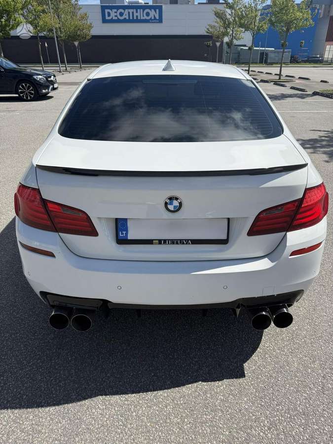 BMW 520, 2.0 l., sedanas