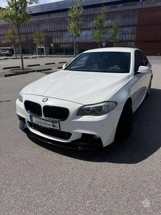 BMW 520, 2.0 l., Седан