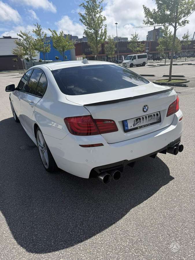 BMW 520, 2.0 l., sedanas