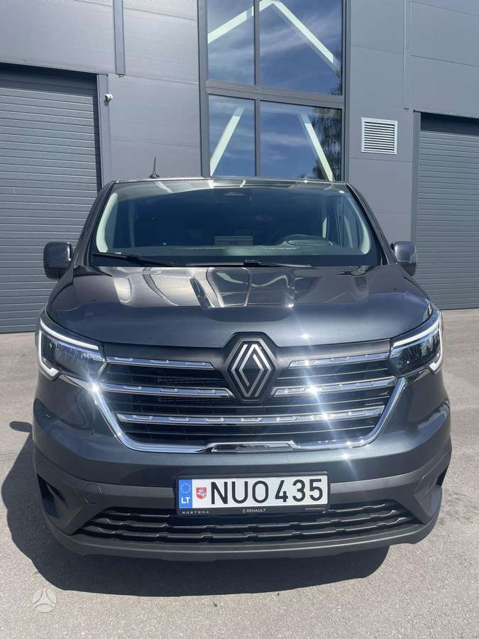Renault Trafic, passenger minibus