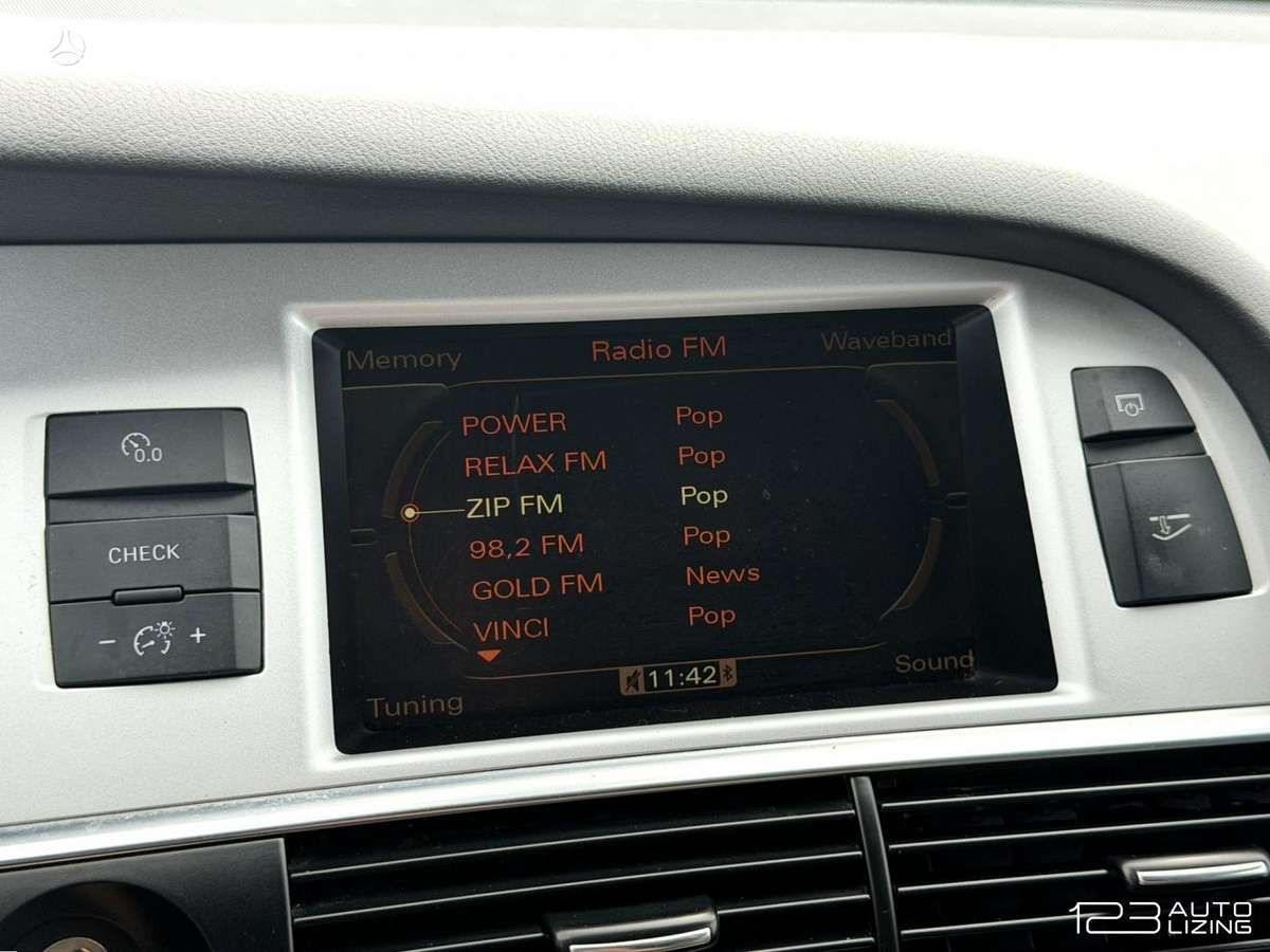 Audi A6 allroad, 3.0 l., Универсал