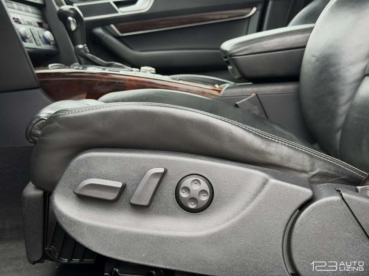Audi A6 allroad, 3.0 l., Универсал