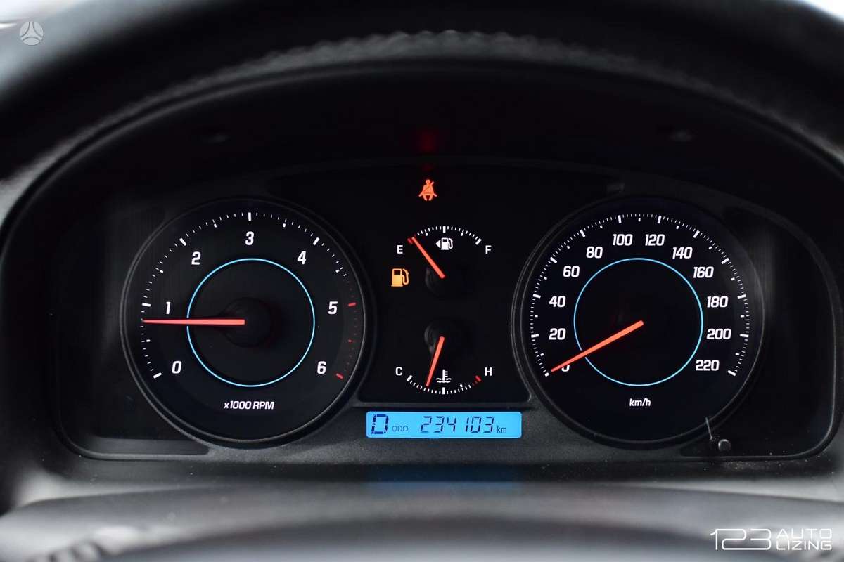 Chevrolet Captiva, 2.2 l., off-road / crossover
