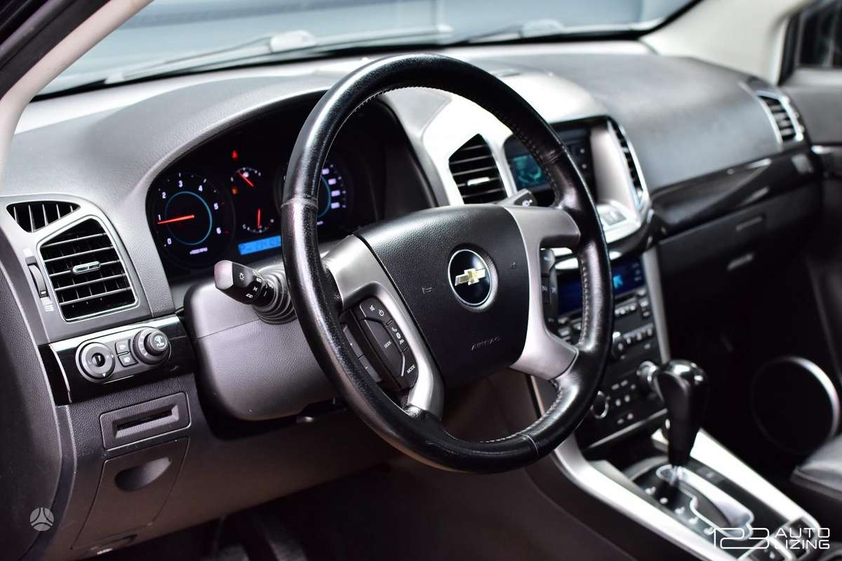 Chevrolet Captiva, 2.2 l., off-road / crossover