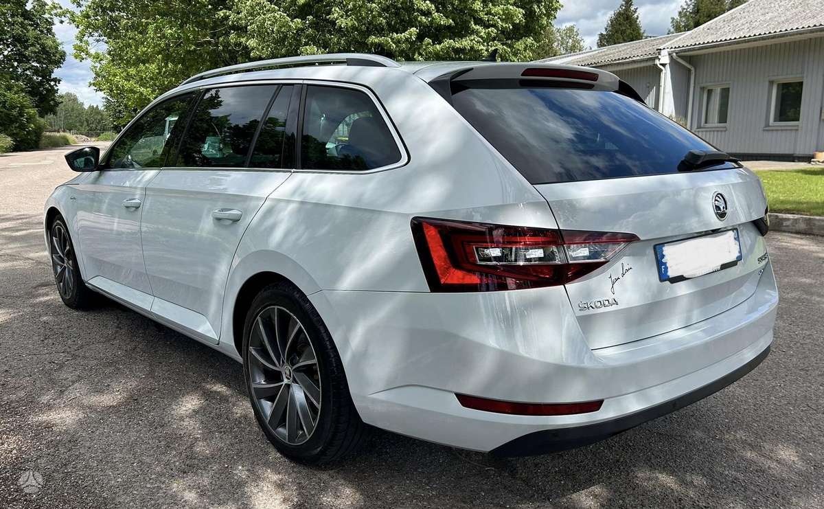 Skoda Superb, 2.0 l., Универсал