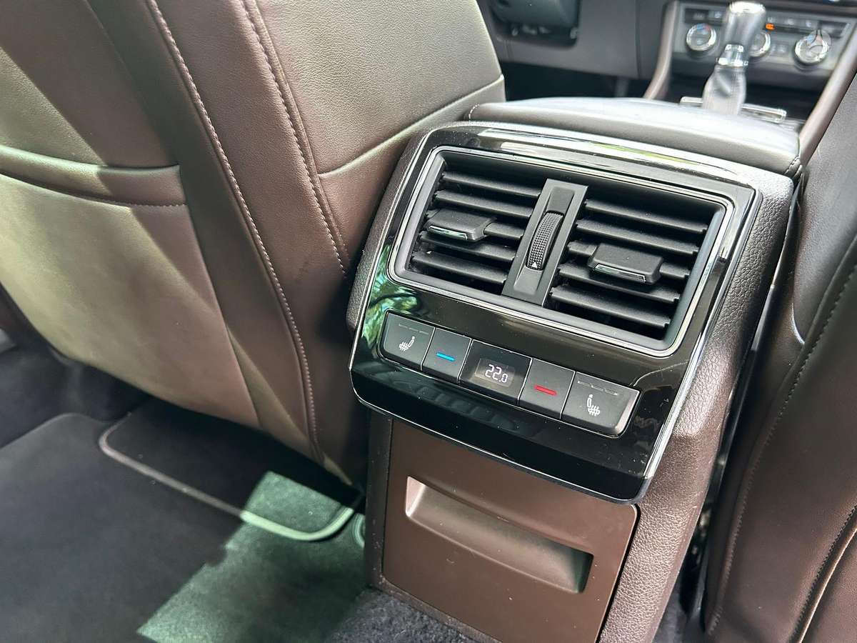 Skoda Superb, 2.0 l., Универсал