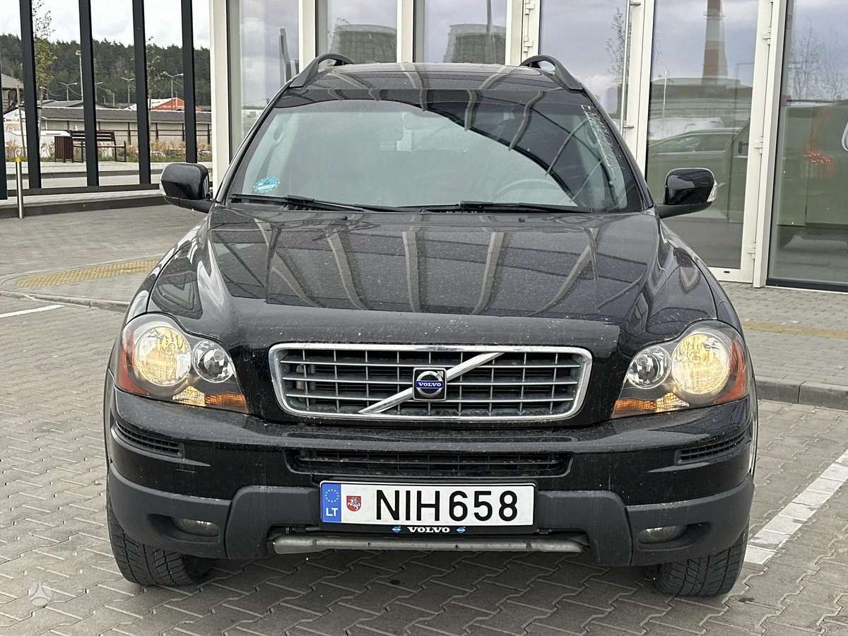 Volvo XC90 - 2