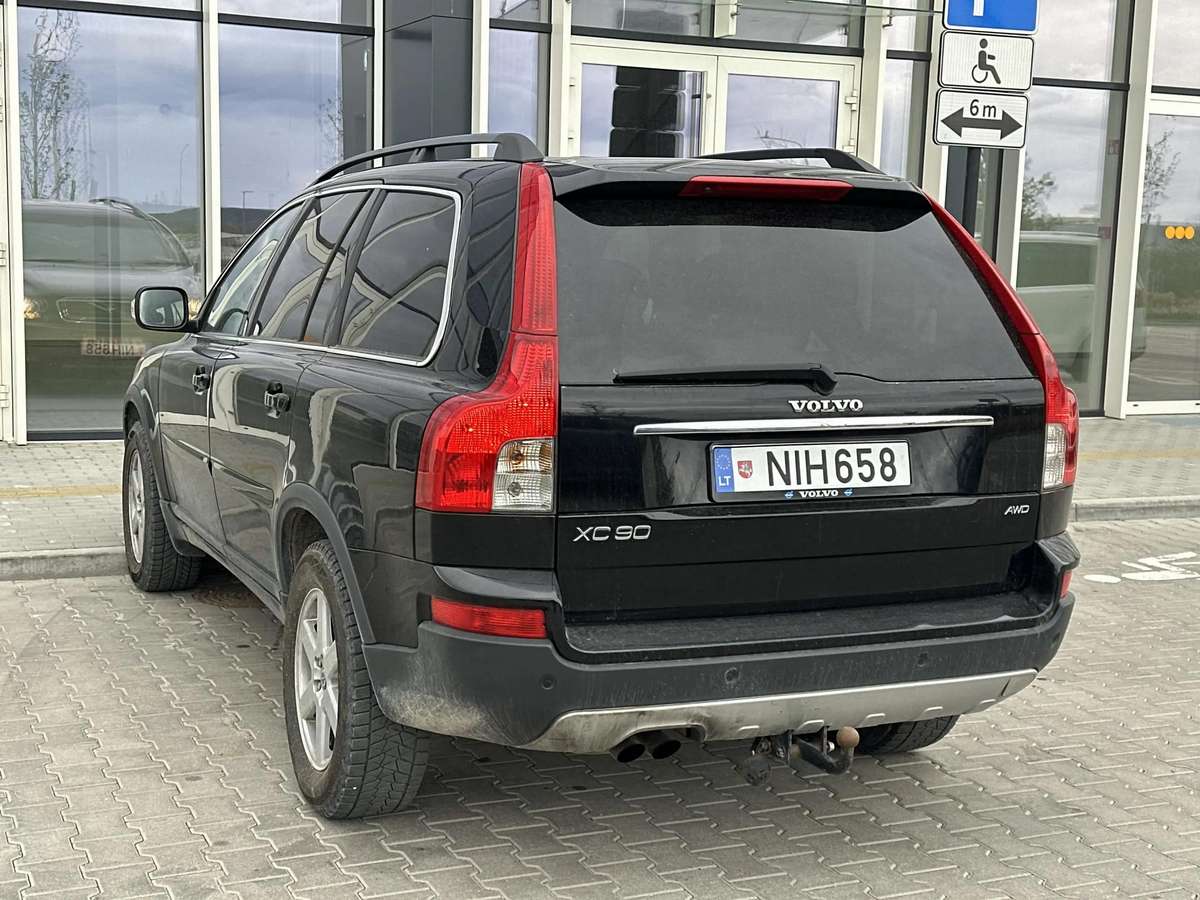 Volvo XC90 - 4