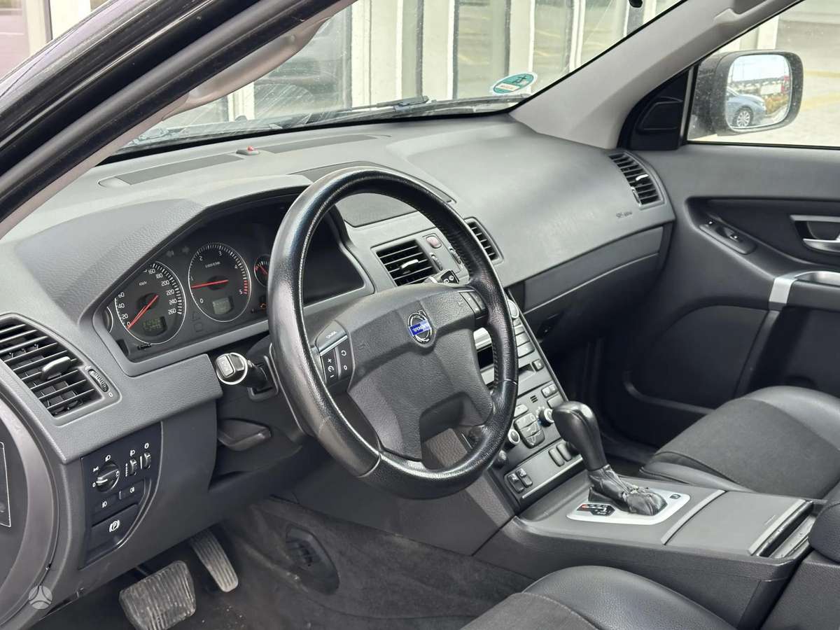 Volvo XC90 - 7
