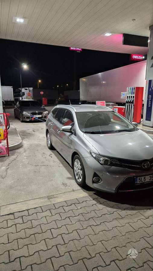 Toyota Auris - 8