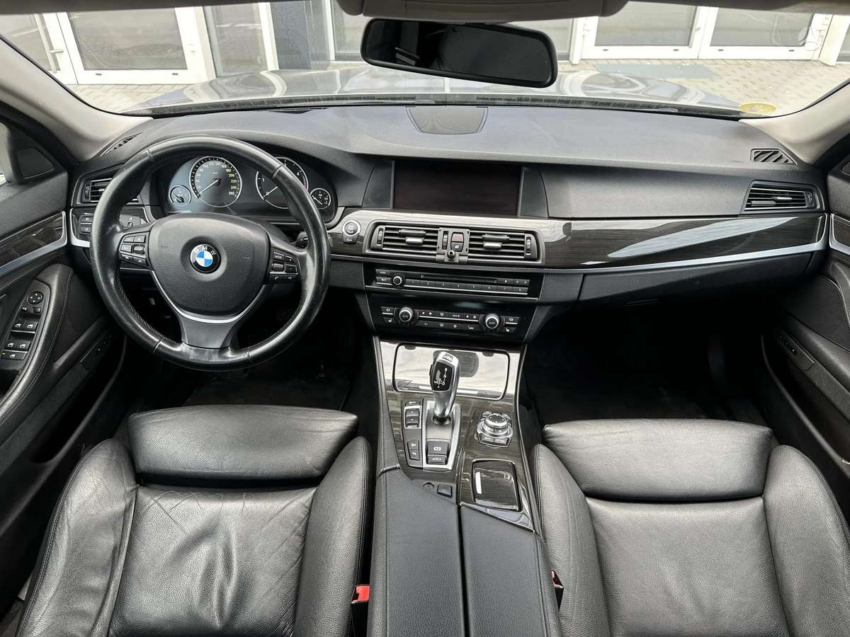 BMW 530, 3.0 l., wagon