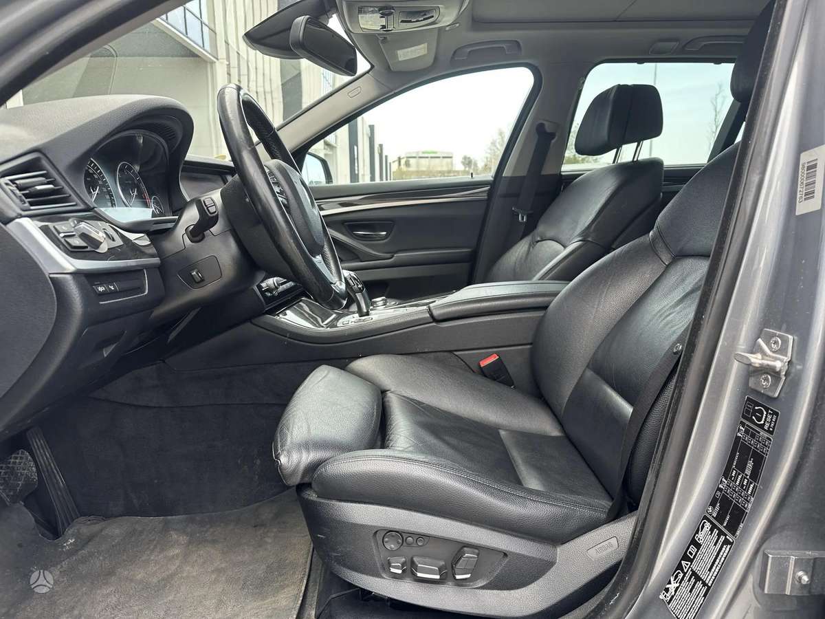 BMW 530, 3.0 l., wagon