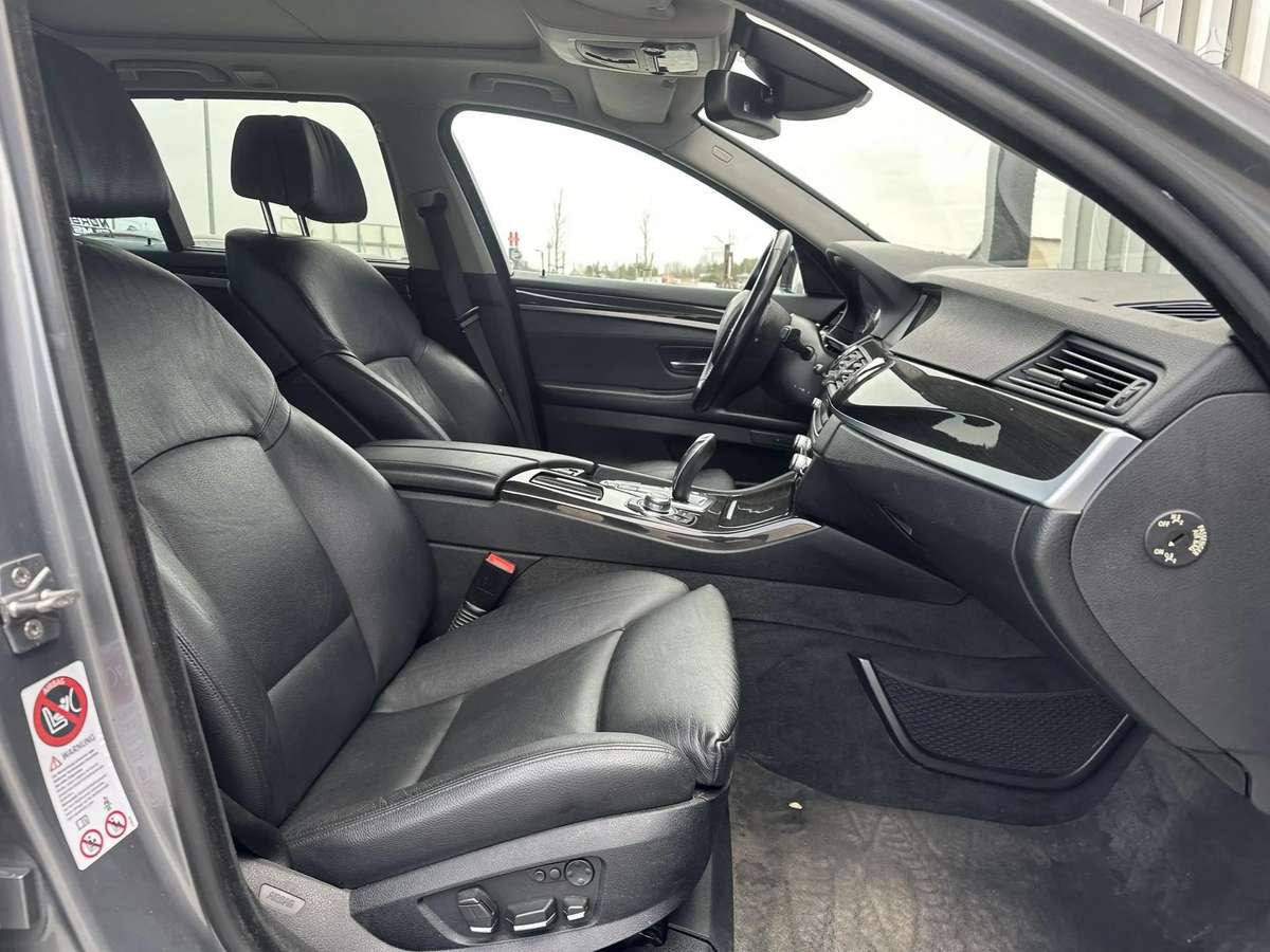BMW 530, 3.0 l., wagon