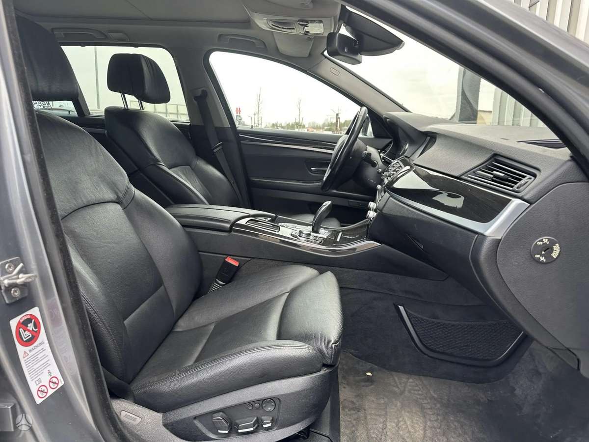BMW 530, 3.0 l., wagon