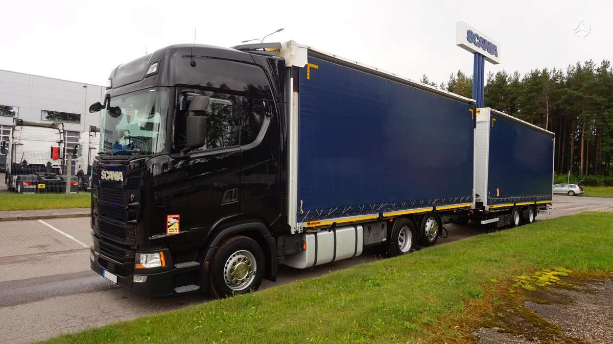 Scania S450 Retarder, бортовые с шторами