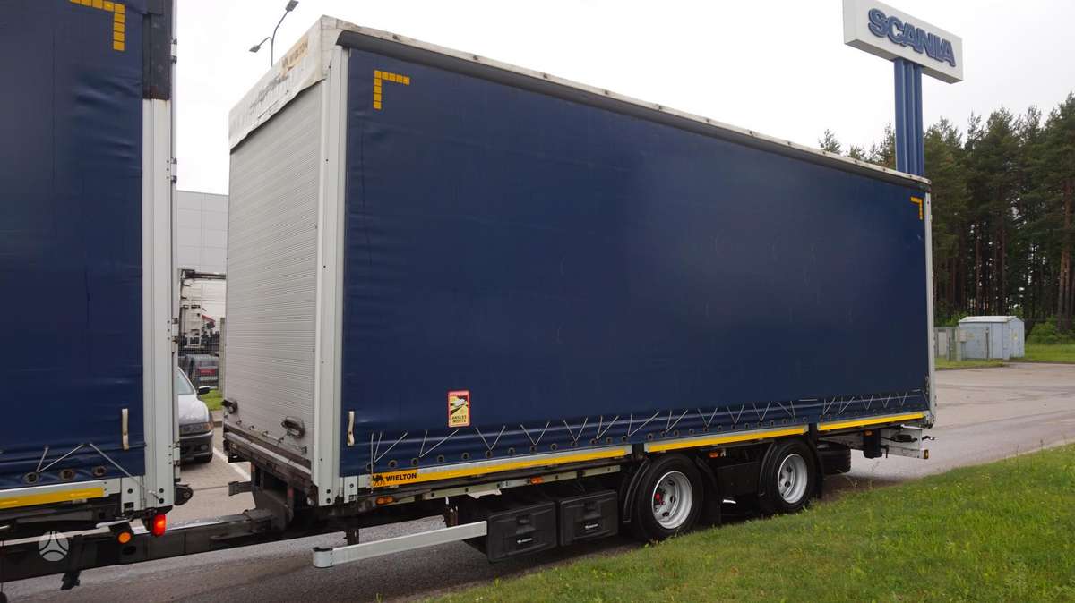 Scania S450 Retarder, бортовые с шторами