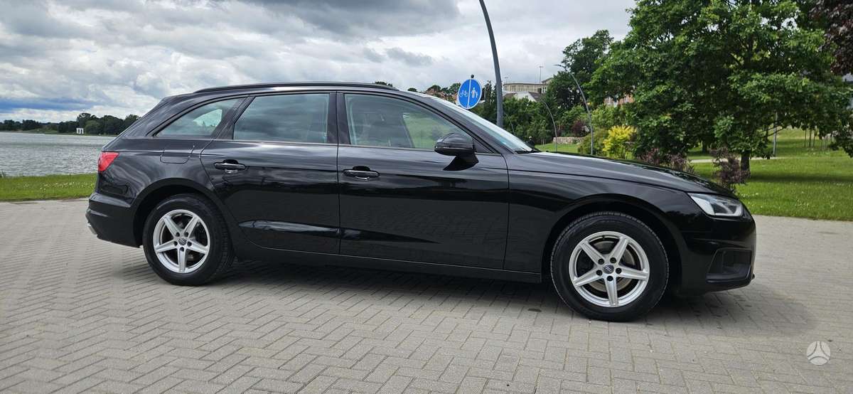 Audi A4, 2.0 l., Универсал
