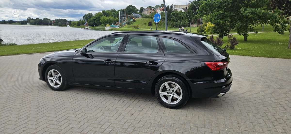 Audi A4, 2.0 l., Универсал