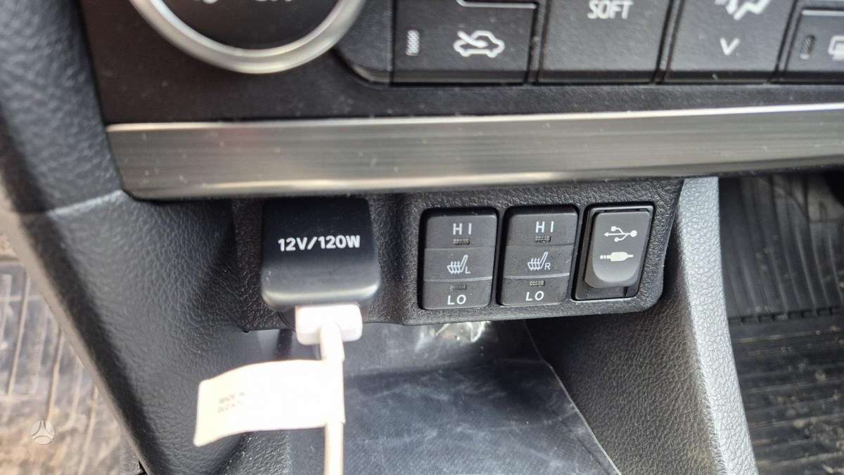 Toyota Auris, 2.0 l., Универсал