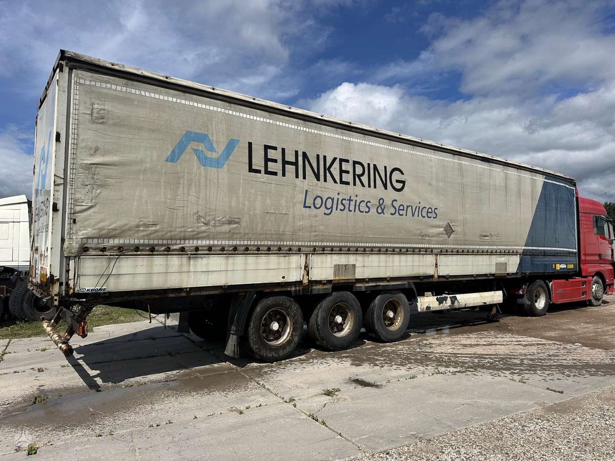 Krone, curtainsider with dropside