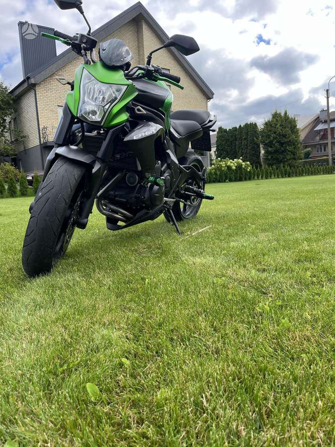Kawasaki ER 650cc, street / classic