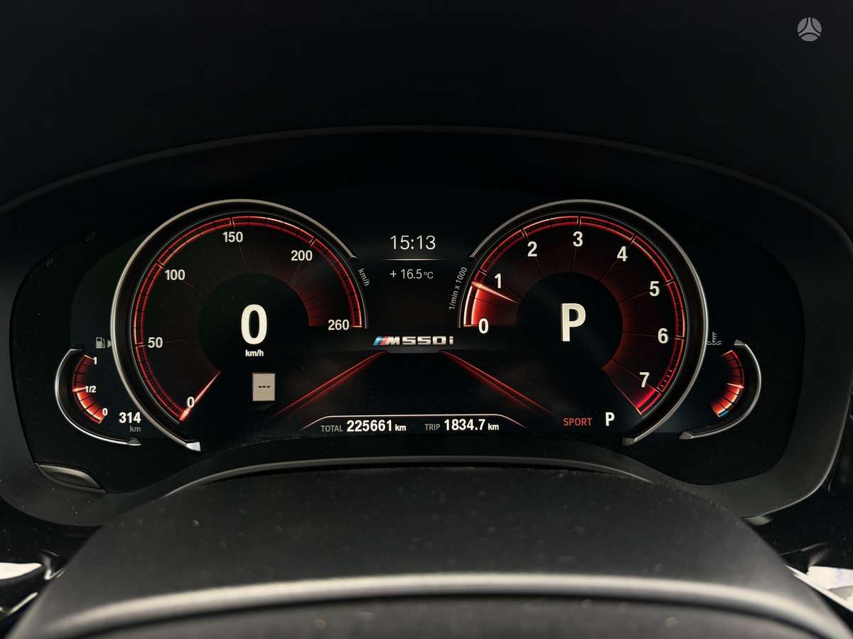 BMW M550, 4.4 l., Седан