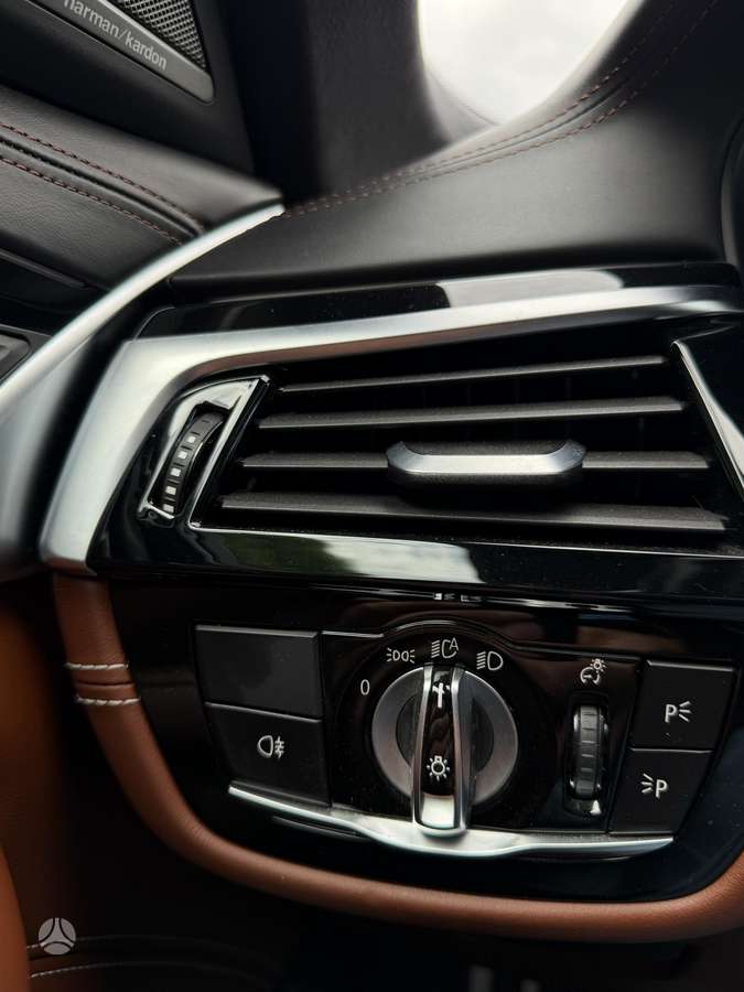 BMW M550, 4.4 l., Седан