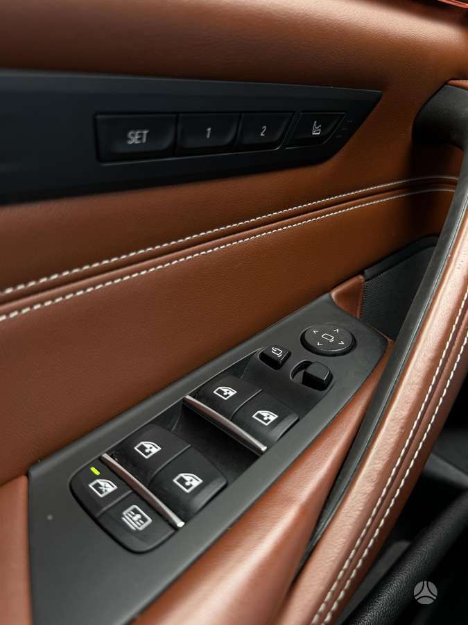 BMW M550, 4.4 l., Седан
