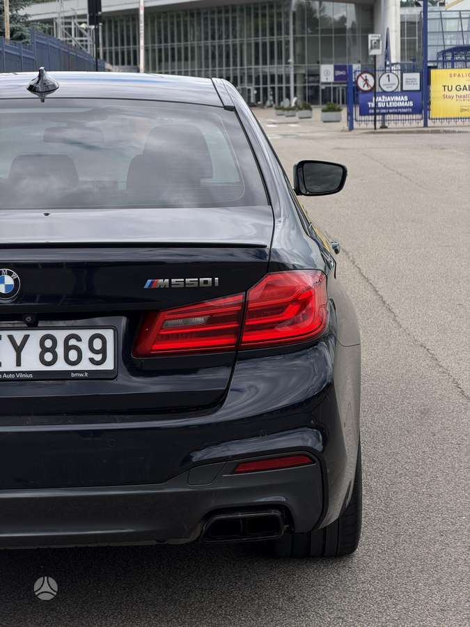 BMW M550, 4.4 l., Седан
