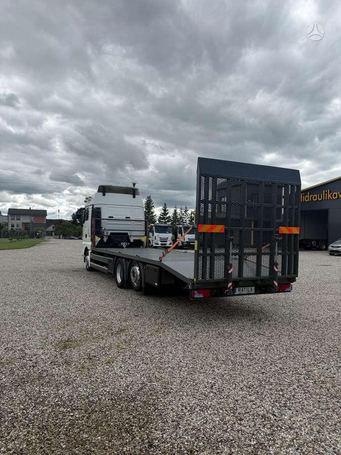 MAN TGX 26.510, auto transporters
