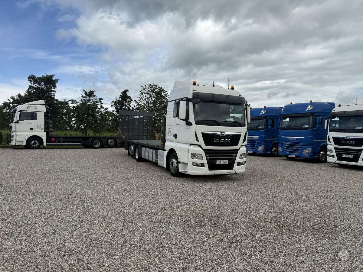 MAN TGX 26.510, auto transporters